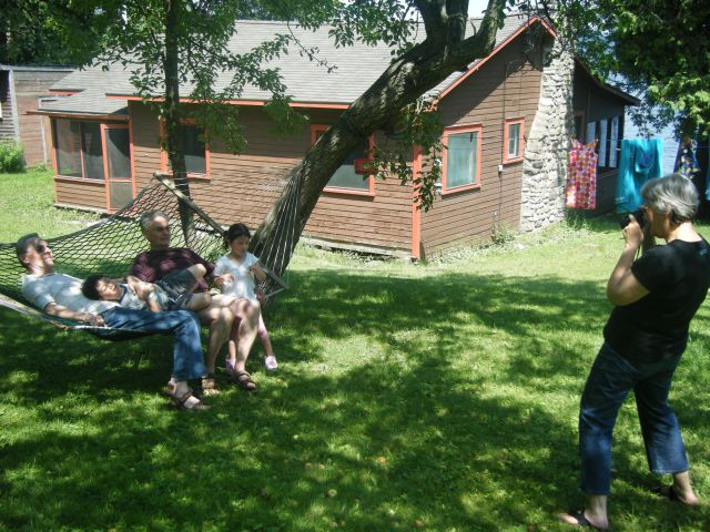 Everybody on the hammock.